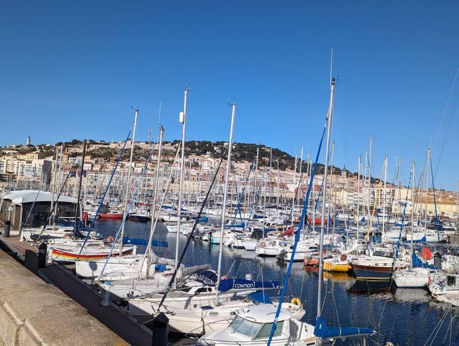 Studio Cosy Vue Et Front De Mer Sete Exterior photo